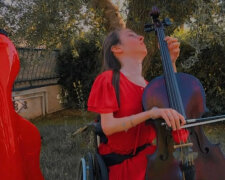 Choroba przywiązała dziewczynę do wózka inwalidzkiego, ale ona została gwiazdą wiolonczeli
