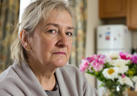 Moja wnuczka zapytała: "Babciu, dlaczego jesteś zawsze smutna?". To pytanie trafiło mnie mocniej niż wszystkie diagnozy, rachunki i ciche wieczory