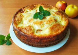 Niesamowita szarlotka, która po prostu rozpływa się w ustach