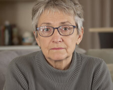 "Córka przyjechała do mnie niespodziewanie w środku nocy": To, co trzymała w rękach, sprawiło, że nogi się pode mną ugięły