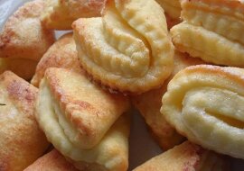 Domowe uszka twarogowe bez jajek i proszku do pieczenia