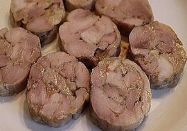 Prosty przepis na kiełbasę domową z kurczaka