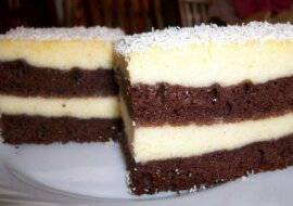 Sernik przekładany. Smaczny, duży i efektowny serniczek