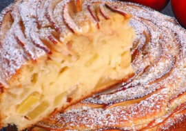 Ciasto jabłkowe „Róża” – elegancki jesienny wypiek