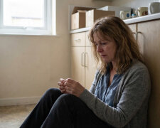 Wynajmowałam swoje drugie mieszkanie kuzynce - bez umowy, bo "po co między rodziną". Przez rok nie płaciła. Kiedy pojechałam zobaczyć, co się dzieje, drzwi otworzył mi obcy mężczyzna