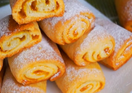 Kruche ciasteczka z minimalnej ilości produktów. Szybko wypiekane, łatwe w wykonaniu