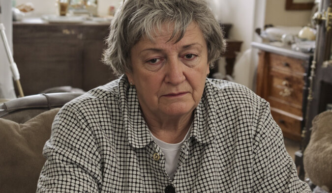"Córka powiedziała, że nie chce, żebym przychodziła na jej ślub": Bo "źle się dogaduję z jej partnerem"