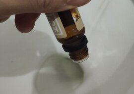 Moja łazienka zawsze ładnie pachnie bez tych kupionych w sklepie odświeżaczy powietrza. Dzielę się sztuczką