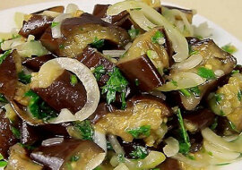 Przygotowujemy marynowane bakłażany. Jakie to pyszne