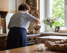 Wnuczka przyszła z płaczem, bo szef powiedział jej, że "na kierowniczkę w tym wieku za wcześnie, niech poczeka". W 1979 kierownik w Społem powiedział mi to samo, słowo w słowo