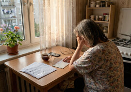 Syn poprosił, żebym wzięła kredyt na swoje nazwisko, bo on ma złą historię w BIK. Powiedział, że sam będzie spłacał