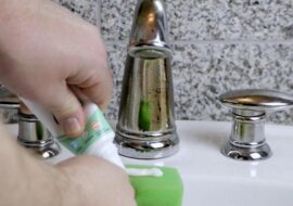 6 lifehacków, które pomogą Ci posprzątać i jednocześnie pozbyć się rupieci