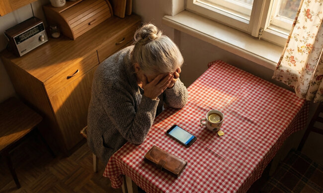 Syn nie dzwonił trzy miesiące. Myślałam, że jest zajęty. Potem sąsiadka powiedziała mi, że widzi go co tydzień - odwiedza teściową, która mieszka dwie ulice dalej
