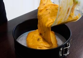 Wszystko wymieszałam i wstawiłam do piekarnika. Wspaniałe ciasto do herbaty w 5 minut