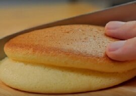 Jeśli wypróbujesz ten przepis na racuchy, to więcej już nie będziesz chciał korzystać z innych przepisów. Jest to złoty przepis