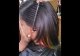 Nie wiem, jak fryzjerka uzyskała ten efekt, ale ja też o to poproszę