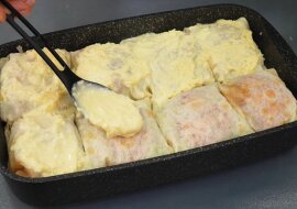 Po prostu owinęłam rybę chlebem lawasz i upiekłam w piekarniku. Proste wykonanie i bardzo smaczny effekt