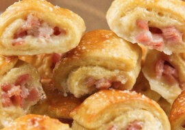 Oryginalna przekąska z szynką i mozzarellą. Pycha