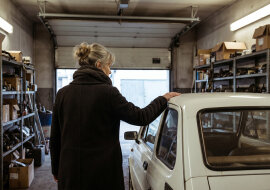 Mąż umarł w październiku. W grudniu zadzwonił mechanik z warsztatu w Mińsku Mazowieckim i zapytał, co zrobić z drugim samochodem. Nie wiedziałam, że mamy drugi samochód