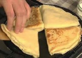 Naleśniki z ziemniaków to hit internetu. Ty także się w nich zakochasz