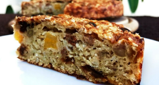 Ciasto z płatków owsianych bez mąki i cukru na śniadanie: smaczne i bardzo łatwe do zrobienia