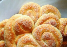 Ciasteczka „Zawijasy” z twarogu. Szybko się gotuje, szybko się je