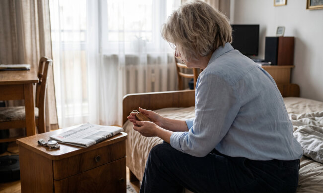 Mąż umarł w czerwcu. Syn chciał zachować zdjęcia z jego telefonu i pokazał mi galerię. Były tam setki fotografii morza w Mielnie - z każdego roku, zawsze we wrześniu. Mnie nad morze zabrał raz, na naszą podróż poślubną