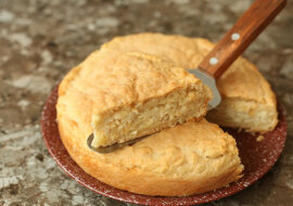 Przepyszny placek kruchy z nietypowym nadzieniem. Pycha