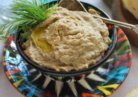 Delikatny i pyszny pasztet z bakłażana z maghrebu