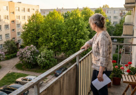 Mama umarła w czerwcu. W sierpniu przyszło pismo z banku o zamknięciu lokaty. 140 tysięcy złotych. Przez 20 lat powtarzała mi, że żyje z samej emerytury i dopłacałam jej co miesiąc do rachunków