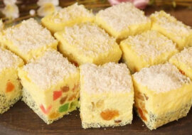 Deser twarogowy z owocami kandyzowanymi. Pycha