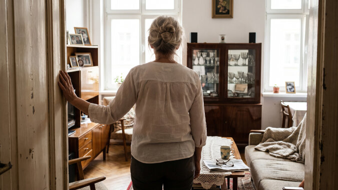 Mama zostawiła testament u notariusza w Kielcach. Dowiedziałam się o nim od siostry - która wiedziała od dwóch lat. Mama jej powiedziała. Mnie - nie. W testamencie siostra dostała mieszkanie