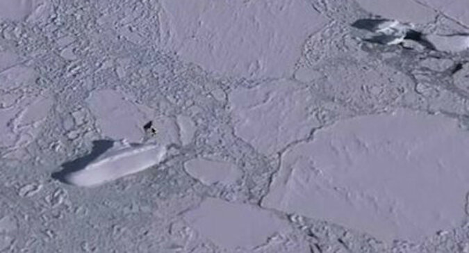 Dziwny „statek” na Antarktydzie na zdjęciach Google Earth: co to jest i jak się tam znalazło?