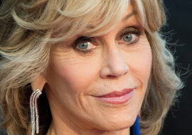 Jane Fonda, która ma 84 lata, po 50-tce zaczęła traktować życie inaczej i zachwyca się starością