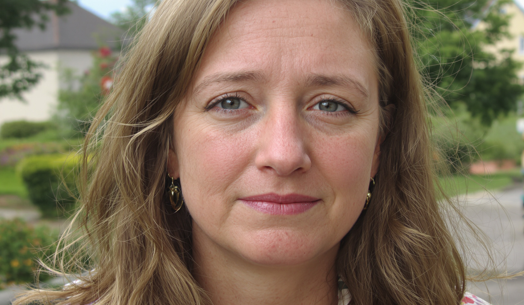 Znalazłam pamiętnik mojej matki. Po przeczytaniu go zrozumiałam, dlaczego całe życie traktowała mnie inaczej niż rodzeństwo