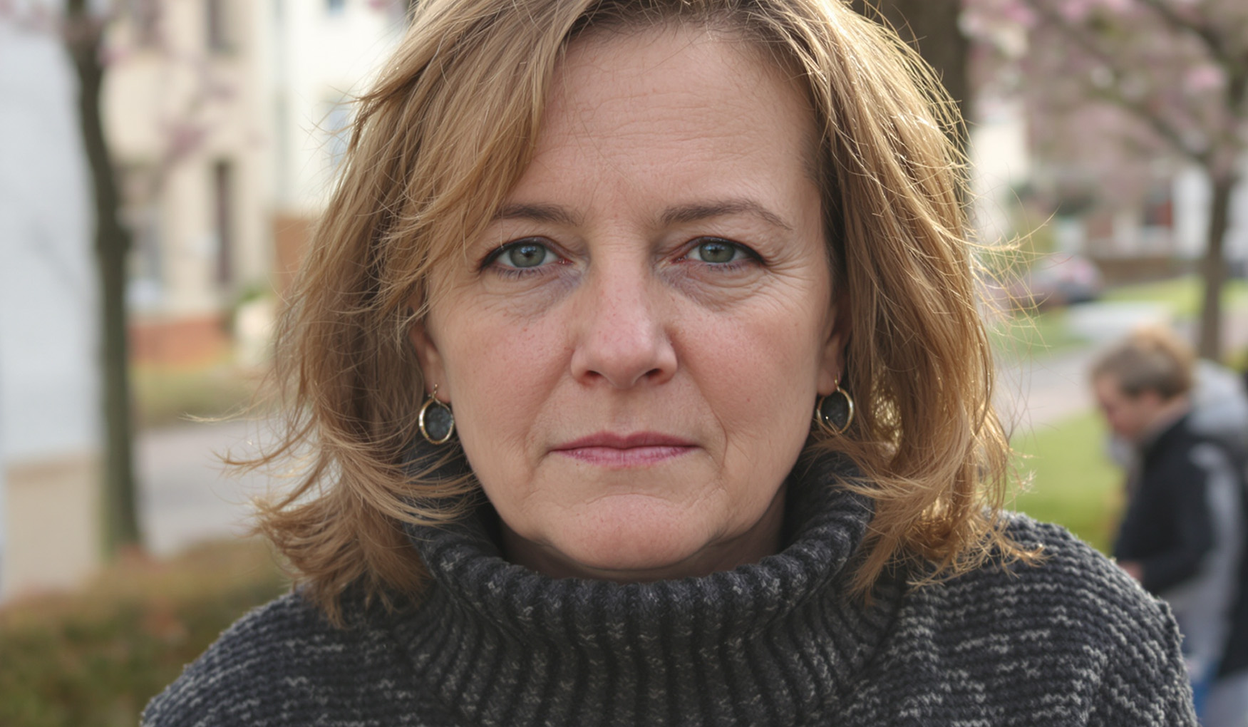 Mój mąż zaczął chodzić do kościoła codziennie. Pomyślałam, iż się nawrócił. Okazało się, iż nie modlitwa go tam ciągnęła